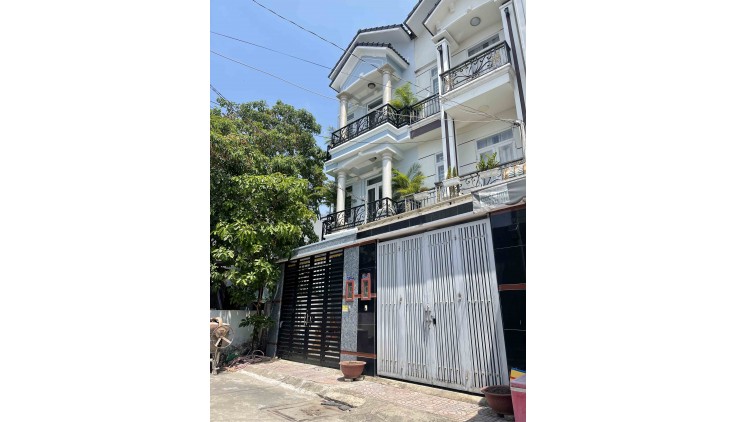 Bán Nhà 4 Tầng Hẻm Xe Hơi Tránh 67m2_4.5x15m Gần Metro Xa Lộ Hà Nội Hiệp Phú Thủ Đức Chỉ 8,3 tỷ.